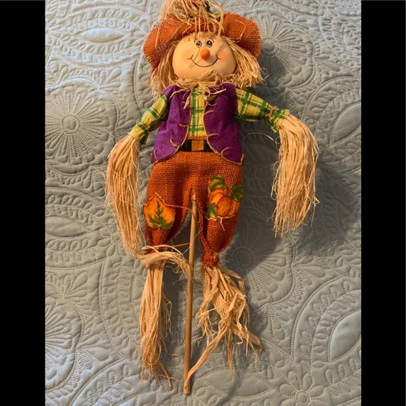 Lowest Price is $10 New Fall decor -Scarecrow. - Picture 1 of 4